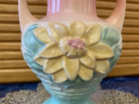 Vintage Hull Art Vase - Etsy