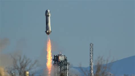 Jeff Bezos's Blue Origin headed back into space with Big Shepard rocket ...