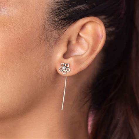 Buy Shaya By Caratlane Gita G Earrings In 925 Sterling Silver For ...
