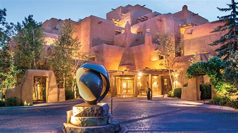 Visit Santa Fe to discover architecture, art, history and culture