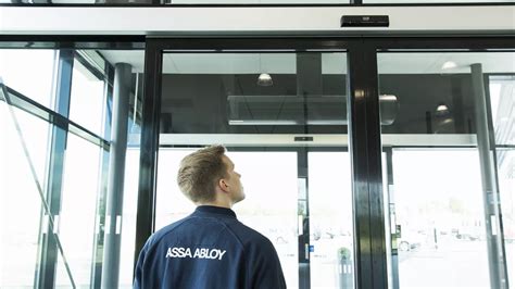 Elevate your entrances with modernization and upgrades | ASSA ABLOY
