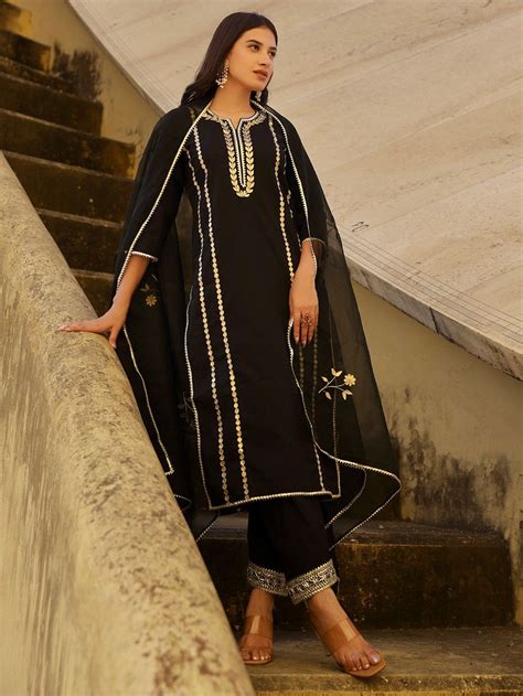 Buy Black Aari Hand Embroidered Cotton Suit with Organza Dupatta - Set ...