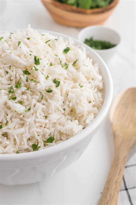 5 Easy Ways To Jazz Up White Rice For Dinner Tonight