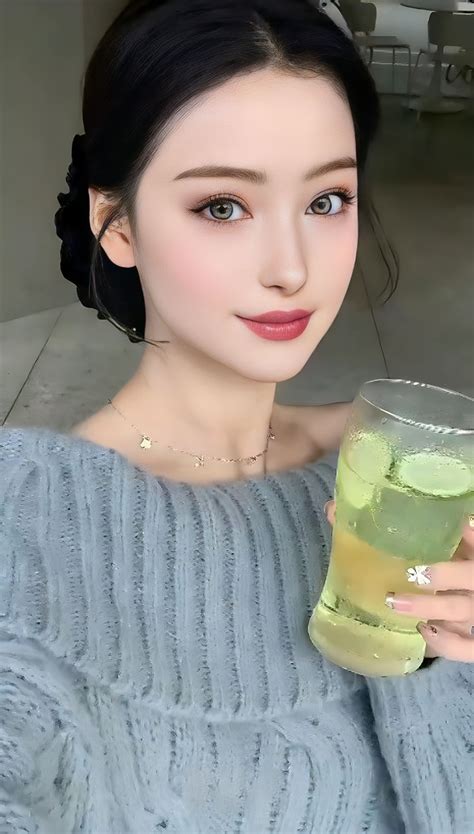 Heavenhell Athanasia Caventry in 2025 | Beauty face, Athanasia, Hats ...