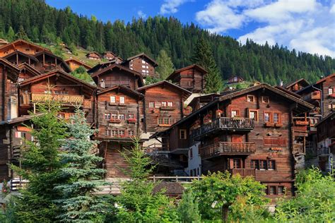 Housing in Switzerland: a guide to renting and buying | Expatica
