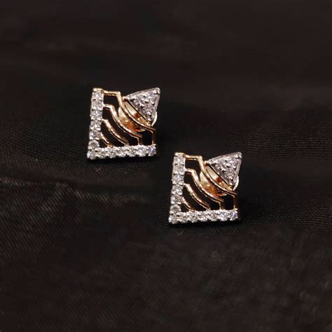 Buy V Shape Diamond Stud in Kerala, India | Chungath Jewellery Online ...