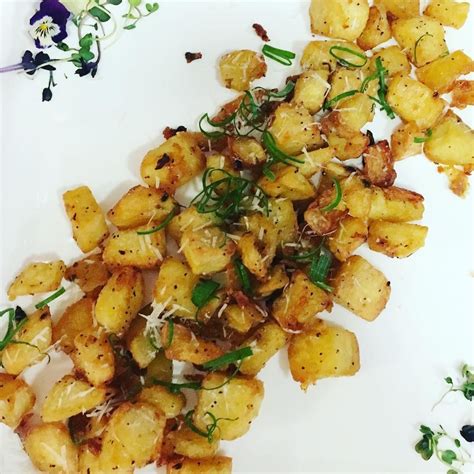Duck fat potatoes - say no more #omg #duckfat | Recette de plat ...