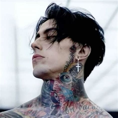 Ronnie Radke | Ronnie radke, Falling in reverse, Long hair styles men