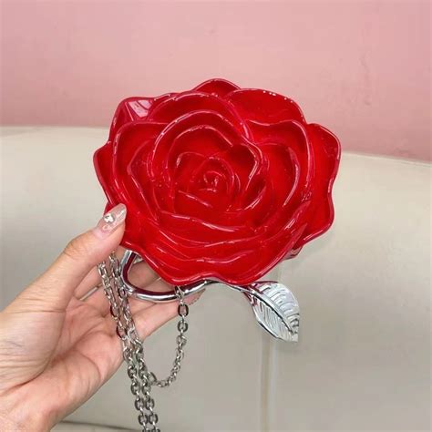 3D Rose Clutch – TrenBee