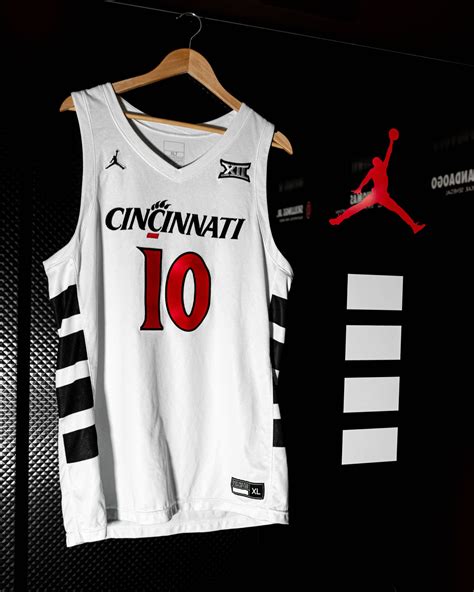 Cincinnati Bearcats 2023-24 Jerseys