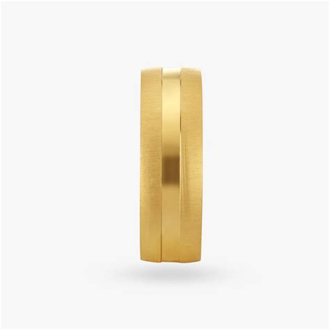 Sculpted Men's Gold Finger Ring