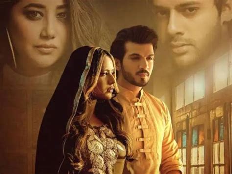 Tum Bewafa Ho Song: निया शर्मा-अर्जुन बिजलानी का नया सॉन्ग 'तुम बेवफा ...