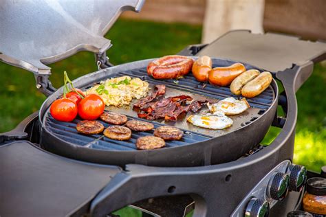 Pit Boss Sportsman Portable 2-Burner Gas Grill