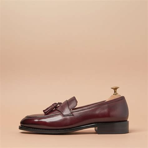 Southwark Big Tassel Burgundy Slip-On Shoes – whitemuds