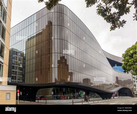 Cityscape of Wellington capital city of New Zealand Stock Photo - Alamy