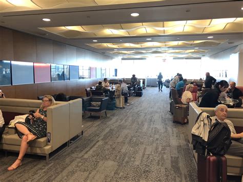 Delta-lounge-sky-club-new-york-jfk (23) - Ingeniero de Millas