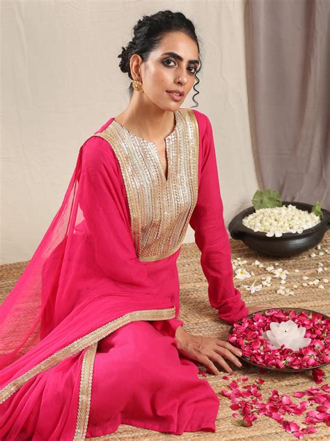 Pink Crinkle Flared Gota Kurta Pant Dupatta Set – trueBrowns