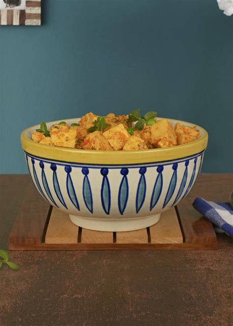 Get Handpainted Ceramic Dinner Serving Bowl - 1000 ml at ₹ 805 | LBB Shop