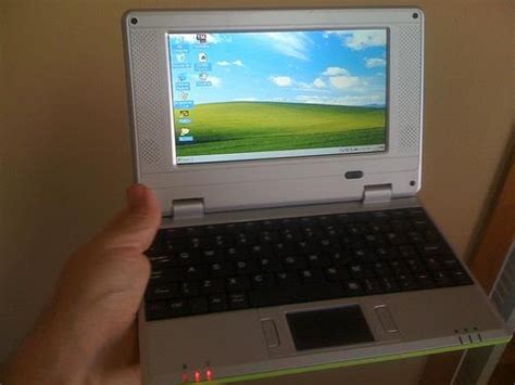 Review: Mini Notebook + Windows CE, WiFi, 7” Display [“SmartBook ...