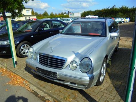 Mercedes E 280