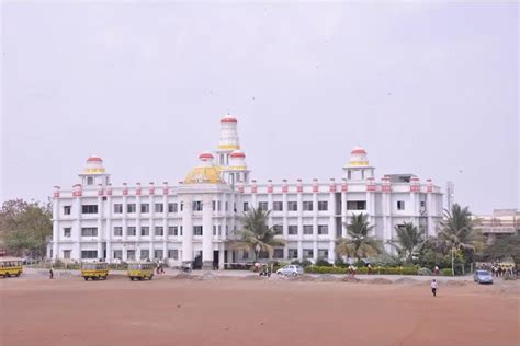 Sharnbasva University Gulbarga Campus: Photos, Virtual Tour