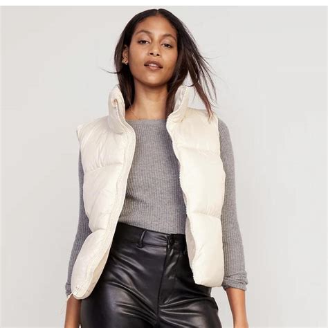 Old navy puffer vest Soft on the inside Fits like a... - Depop