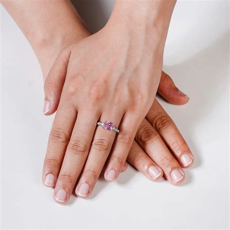 Ring Online - Premium Pink Stone Geometric Ring | Nestasia