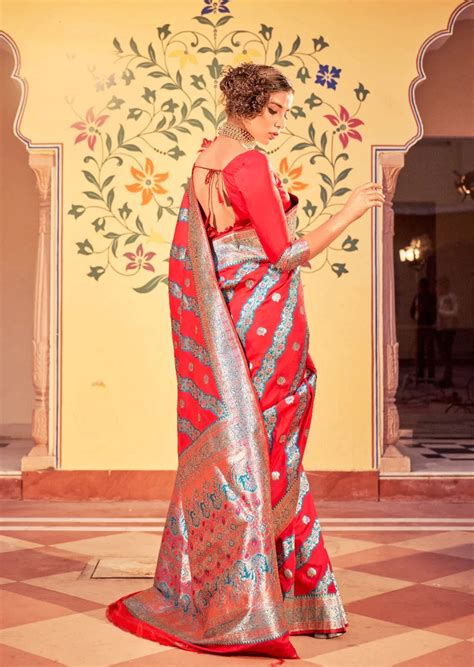Shop Best Banarasi Sarees in Mumbai, India Online on SALE – Sunasa