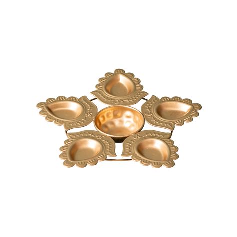 Elegant Golden Candle Holder Urli 5 Diyas – Nestroots