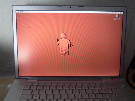 Red screen on MacBook Pro - Apple Community