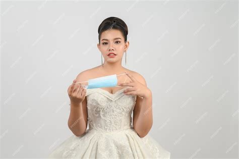 Female Mask Bride 的图像结果