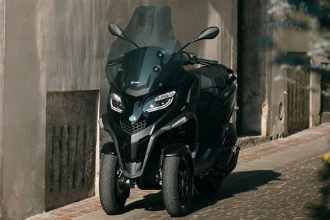 Piaggio MP3 Riding Tips 的图像结果