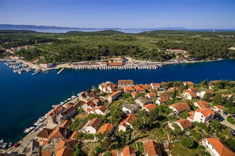 Villa Ida*** - Villas & holiday homes in Central Dalmatia | CROATIA ...