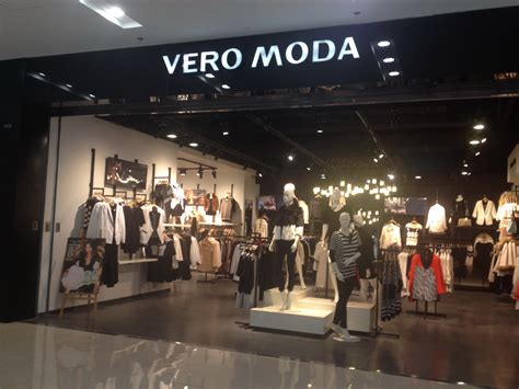 Vero Moda vs ONLY！谁才是真正的绫致一姐？ - 知乎