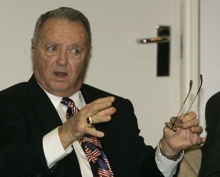Former Florida State football coach Bobby Bowden adjusting to life as a ...