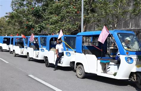 Automakers kick off Hyderabad E mobility with - Rall E on Sunday ...