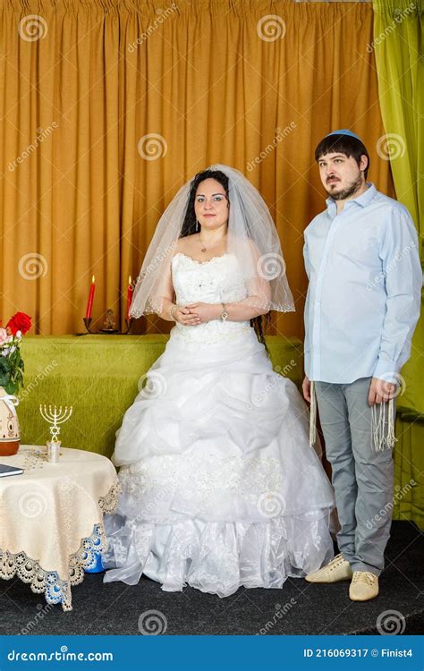 Jewish Bride and Groom 的图像结果