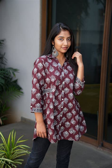 Maroon hand block printed cotton short kurti – Select by Shiva