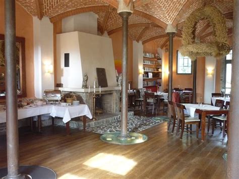 HOTEL BURG WANZLEBEN - Hotel Reviews, Photos, Rate Comparison - Tripadvisor