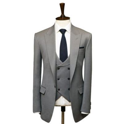 Grey Business Suit 的图像结果