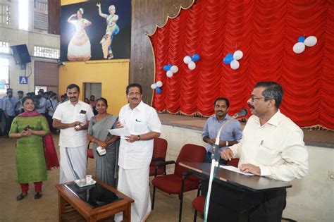 Deva Matha College Kuruvilangad