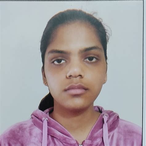 Medhavi - Biology teacher in Bareilly - ₹500/h