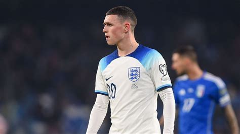 Man City's Phil Foden to miss Liverpool clash after surgery for ...