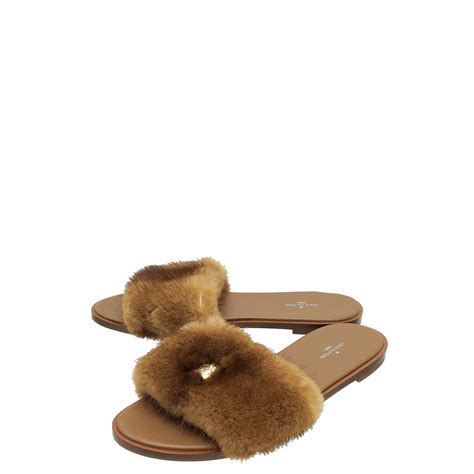 Louis Vuitton Bicolor Mink Fur Lock It Flat Mule 40 – THE CLOSET
