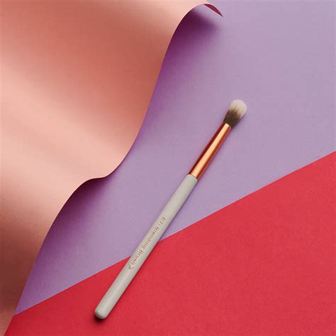 Blending Brush – Pigment Play