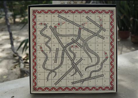 SNAKES & LADDERS GAME SET – NO BORDERS SHOP