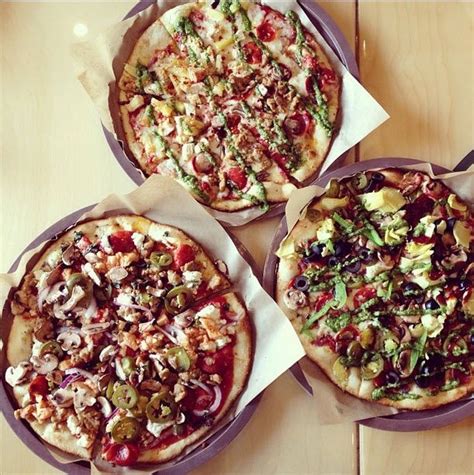Taken by @jessicavu on Instagram #Pizza #PizzaCreation #PizzaArtist ...