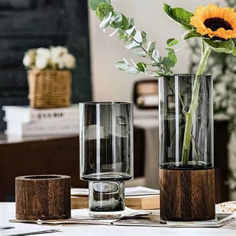 Wooden Base Glass Vase – Vensaa