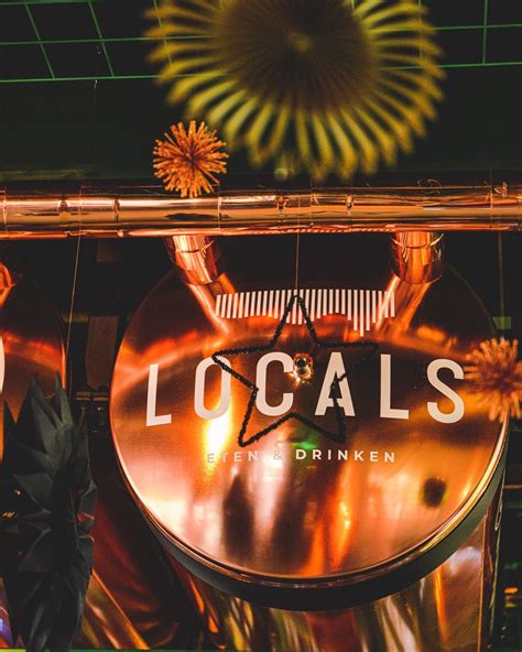 locals restaurant 的图像结果