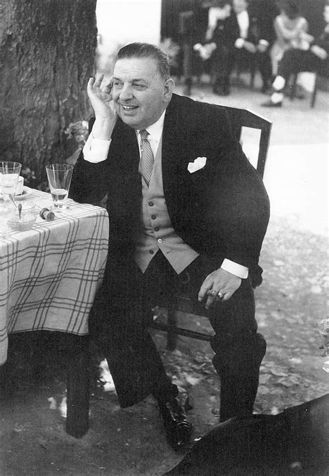 My great grandfather, born in Portugal in 1892 : r/pics